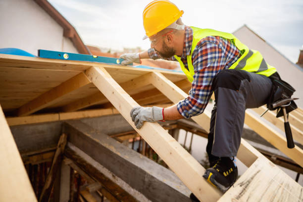 Best Roof Gutter Cleaning  in Tangent, OR